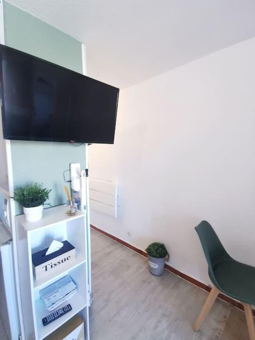 Superbe Studio Renove Avec Piscine Et Vue Marina Le Barcares Bagian luar foto