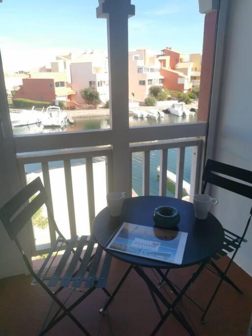 Superbe Studio Renove Avec Piscine Et Vue Marina Le Barcares Bagian luar foto