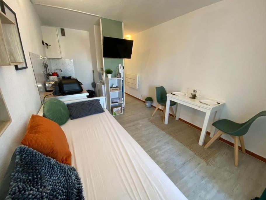 Superbe Studio Renove Avec Piscine Et Vue Marina Le Barcares Bagian luar foto
